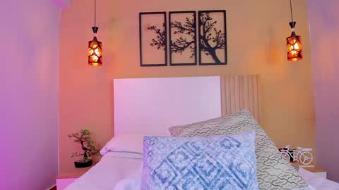 Camille Lynn online show from December 2024 07:25:02 AM