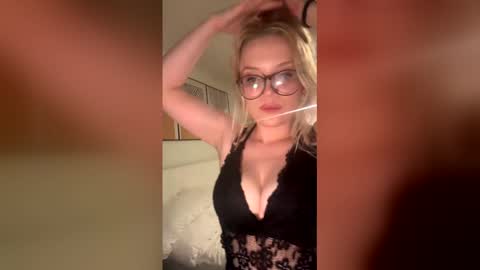 camilleclairexo online show from March 2026 07:03:02 AM