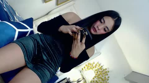 camillejoson online show from April 2026 06:19:01 AM