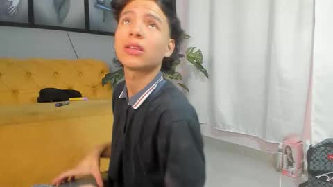 Snapshot of camillo_virgil chatting on November 2025 10:49:02 AM Camillo Virgil online show from November 2025 10:49:02 AM