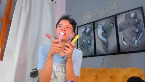 Snapshot of camillo_virgil chatting on November 2025 11:32:01 AM Camillo Virgil online show from November 2025 11:32:01 AM