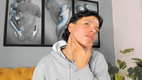 Snapshot of camillo_virgil chatting on November 2025 11:10:02 AM Camillo Virgil online show from November 2025 11:10:02 AM