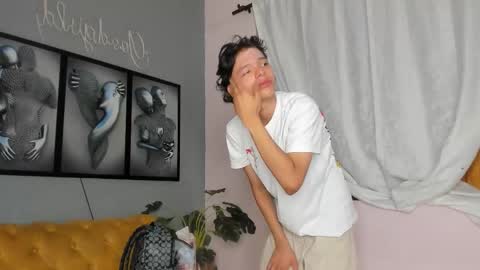 Snapshot of camillo_virgil chatting on November 2025 10:51:01 AM Camillo Virgil online show from November 2025 10:51:01 AM