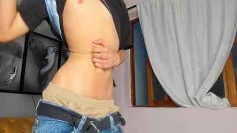 Snapshot of camillo_virgil chatting on December 2025 10:57:02 AM Camillo Virgil online show from December 2025 10:57:02 AM