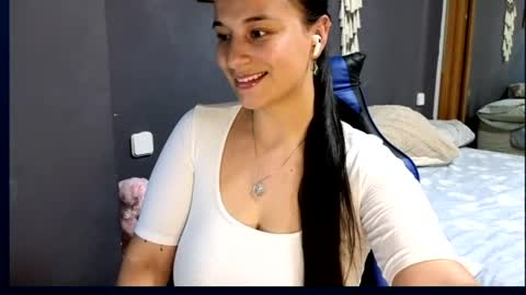 Snapshot of camilo0702 chatting on July 2026 09:17:01 PM Camila and Camilo online show from July 2026 09:17:01 PM