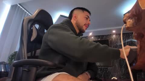 Snapshot of camilowatson chatting on October 2025 01:51:01 PM Camilo Watson online show from October 2025 01:51:01 PM