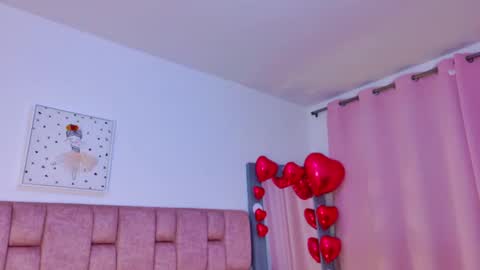 Snapshot of camiluxe chatting on February 2026 08:27:01 PM camiluxe online show from February 2026 08:27:01 PM