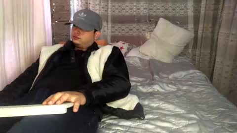 Snapshot of camivaron chatting on January 2025 09:53:01 PM camivaron online show from January 2025 09:53:01 PM