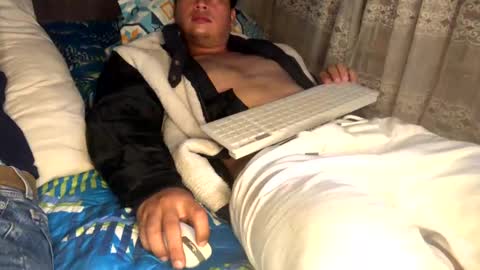 Snapshot of camivaron chatting on January 2025 05:30:01 AM camivaron online show from January 2025 05:30:01 AM