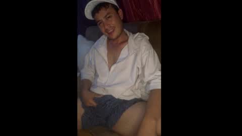 Snapshot of camivaron chatting on January 2025 04:15:02 AM camivaron online show from January 2025 04:15:02 AM