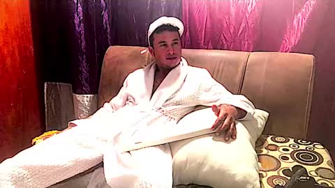 Snapshot of camivaron chatting on February 2025 05:14:01 AM camivaron online show from February 2025 05:14:01 AM