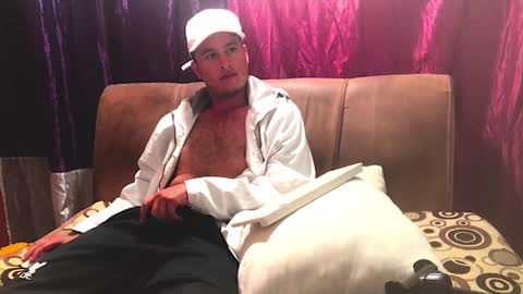 Snapshot of camivaron chatting on February 2025 04:37:02 AM camivaron online show from February 2025 04:37:02 AM