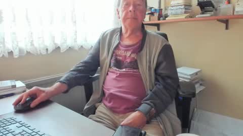 Cammee online show from March 2026 07:35:01 AM