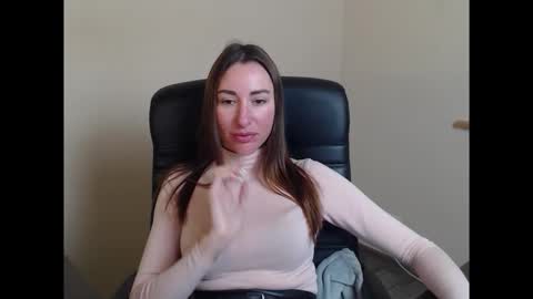 cammila horn online show from February 2026 06:28:02 AM