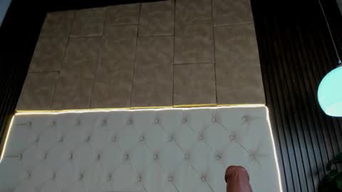 Snapshot of cammila_rosee chatting on December 2025 07:44:01 PM Camila online show from December 2025 07:44:01 PM