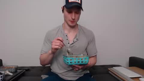 Cam online show from October 2025 06:13:02 AM