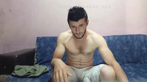 Snapshot of camshow22cm chatting on September 2025 08:49:02 AM FREMAN online show from September 2025 08:49:02 AM