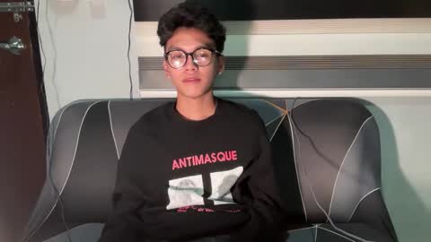 Snapshot of camwithethan chatting on October 2025 12:13:02 PM Ethan online show from October 2025 12:13:02 PM