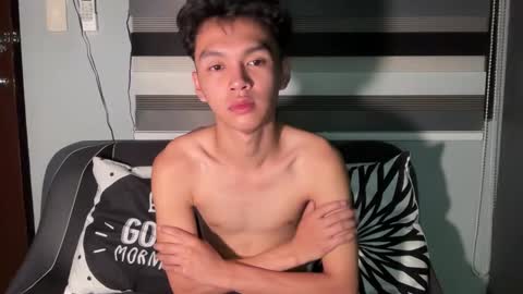 Snapshot of camwithethan chatting on October 2025 05:02:02 PM Ethan online show from October 2025 05:02:02 PM