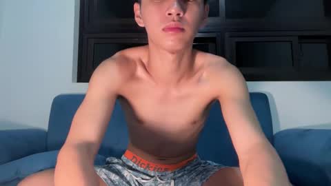 Snapshot of camwithethan chatting on October 2025 06:02:01 PM Ethan online show from October 2025 06:02:01 PM