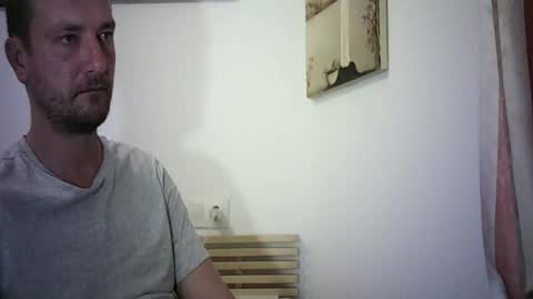 Mark online show from December 2025 06:04:01 PM