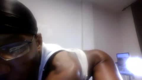 Snapshot of canaeck1010 chatting on May 2026 03:01:02 AM CboiiPssy10 online show from May 2026 03:01:02 AM
