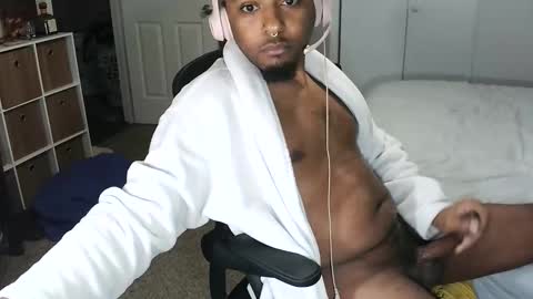 moodyblackhottie online show from June 2026 06:08:01 AM