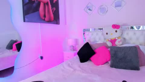 Snapshot of candace_hill1 chatting on November 2025 08:55:01 PM Candace online show from November 2025 08:55:01 PM