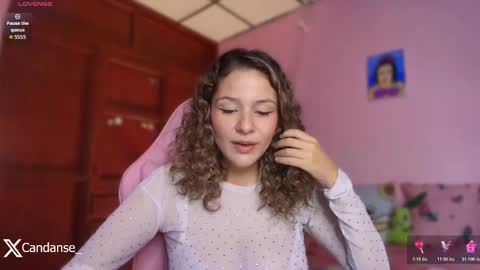 Snapshot of candase_ chatting on October 2025 10:14:02 PM Candase online show from October 2025 10:14:02 PM