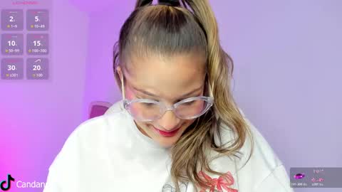 Snapshot of candase_ chatting on November 2025 11:16:02 PM Candase online show from November 2025 11:16:02 PM