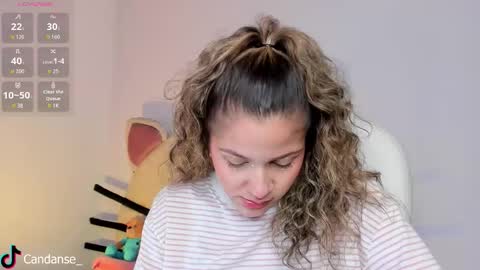 Snapshot of candase_ chatting on November 2025 12:44:02 AM Candase online show from November 2025 12:44:02 AM