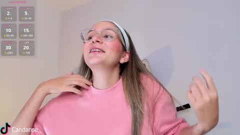 Snapshot of candase_ chatting on November 2025 12:46:02 AM Candase online show from November 2025 12:46:02 AM