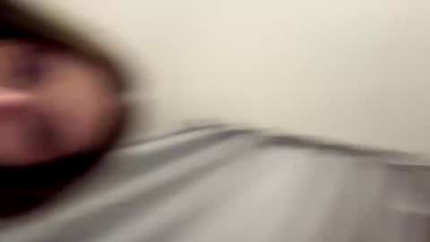 Isabella online show from November 2025 09:39:01 PM