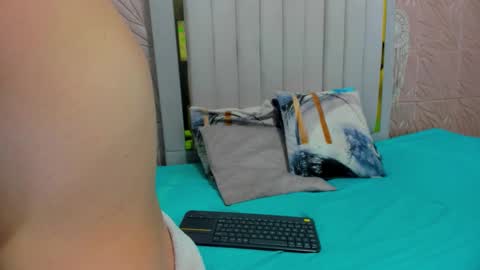 candise online show from November 2025 08:41:02 PM