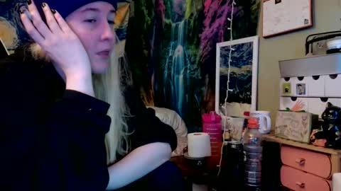 Candi online show from May 2026 05:51:01 PM