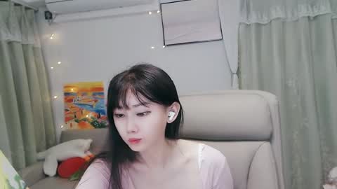 Snapshot of candy8998 chatting on July 2026 11:42:02 PM candy8998 online show from July 2026 11:42:02 PM