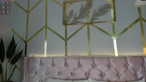 Snapshot of candy_beck chatting on December 2024 03:17:01 PM Candy Beck online show from December 2024 03:17:01 PM