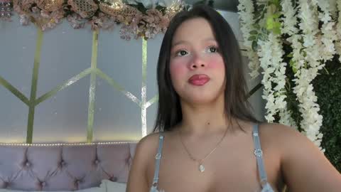 Snapshot of candy_beck chatting on December 2024 07:39:02 PM Candy Beck online show from December 2024 07:39:02 PM