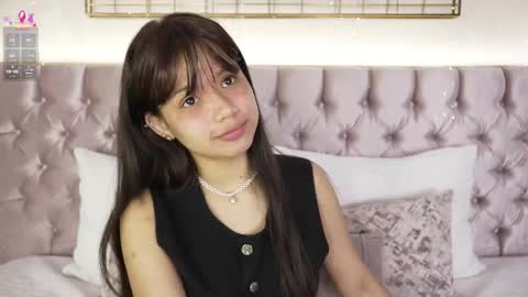 Snapshot of candy_beck chatting on April 2026 02:20:01 PM Candy Beck online show from April 2026 02:20:01 PM