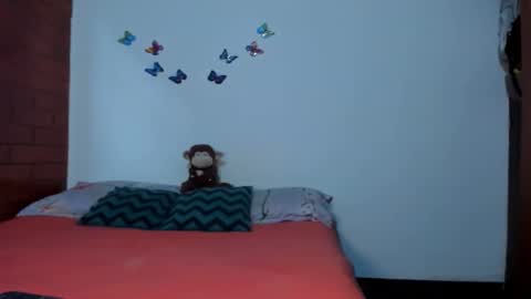 Snapshot of candy_browm1 chatting on February 2026 01:09:02 PM Candy Brown online show from February 2026 01:09:02 PM