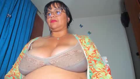 Snapshot of candy_browm1 chatting on June 2026 01:39:01 AM Candy Brown online show from June 2026 01:39:01 AM