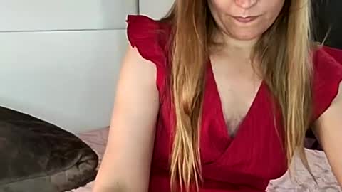 Snapshot of candy_cougar82 chatting on June 2026 09:21:02 AM Candy Cougar online show from June 2026 09:21:02 AM
