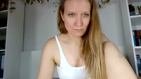 Snapshot of candy_cougar82 chatting on July 2026 08:07:02 AM Candy Cougar online show from July 2026 08:07:02 AM