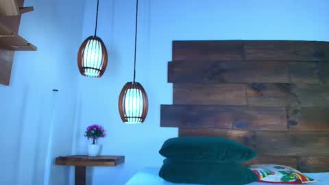 Jolie online show from March 2026 08:26:01 PM