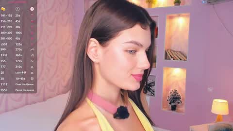 Snapshot of candy_flo chatting on April 2026 07:09:02 AM Flora online show from April 2026 07:09:02 AM