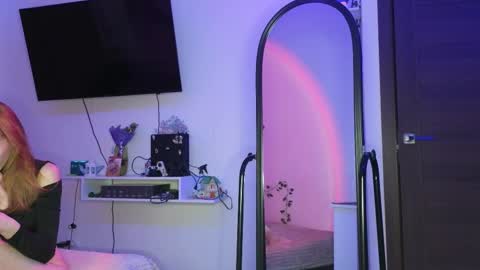 candy_flosse online show from October 2025 08:15:01 AM