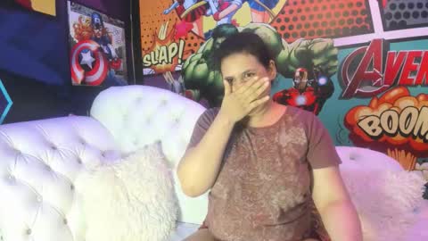 Snapshot of candy_hairy chatting on December 2025 03:03:01 AM candy online show from December 2025 03:03:01 AM