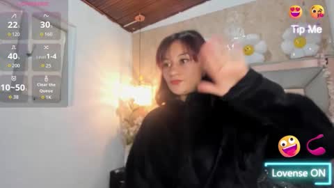 Candy hot online show from October 2025 03:21:01 PM