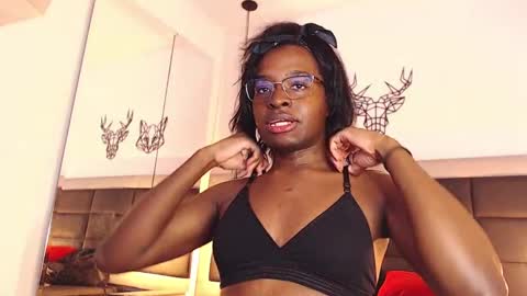 Snapshot of candy_lovee6 chatting on October 2025 11:43:01 PM CANDY LOVE DANNA online show from October 2025 11:43:01 PM