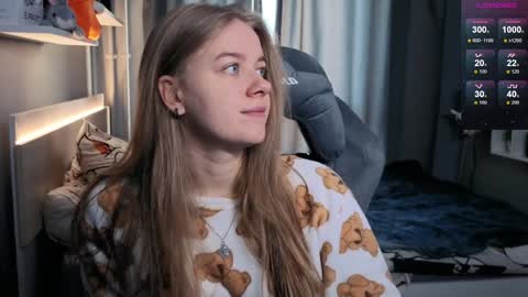 Snapshot of candy_meggie chatting on February 2025 09:28:01 AM Megan online show from February 2025 09:28:01 AM